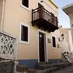 בית נופש Irene's House *